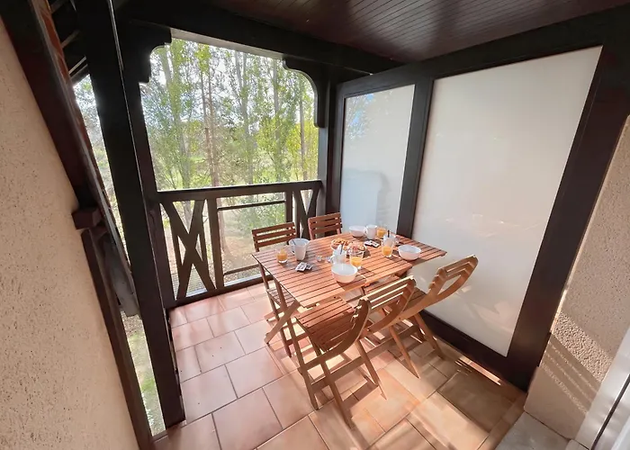 Lovely With Balcony - Golf Course View - Free Parking And Heated Pool 公寓 *