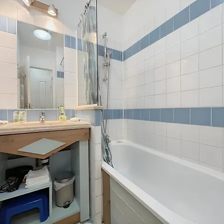 Lovely With Balcony - Golf Course View - Free Parking And Heated Pool *