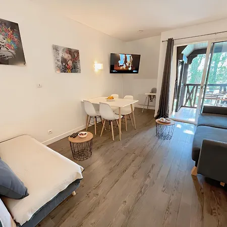 Lovely With Balcony - Golf Course View - Free Parking And Heated Pool 公寓